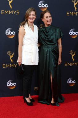 kızı, Laurie Metcalf aktris 