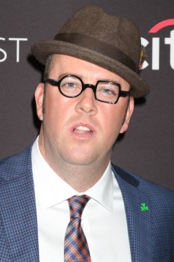 Chris Sullivan aktör