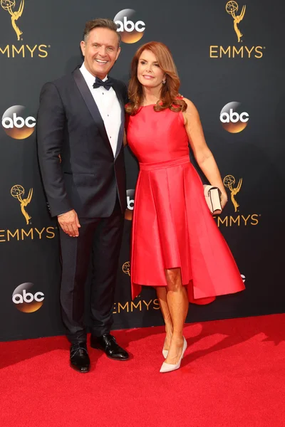 Mark Burnett, Roma Downey aktörler