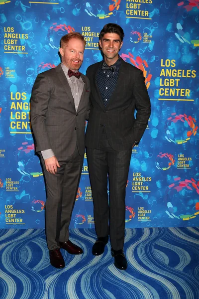 Jesse Tyler Ferguson, Justin Mikita — Zdjęcie stockowe