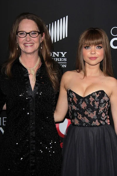 Melissa Leo, Sarah Hyland — Zdjęcie stockowe