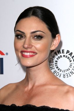 Phoebe Tonkin