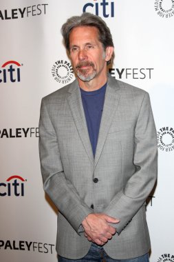 Gary Cole