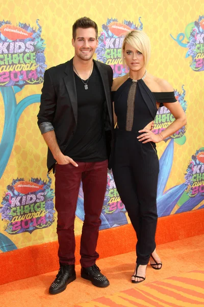 James maslow i peta murgatroyd — Zdjęcie stockowe