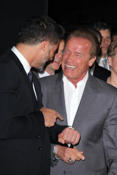 Arnold Schwarzenegger en Joe Manganiello — Stockfoto