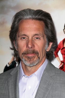 Gary Cole