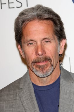 Gary Cole