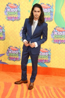 Avan Jogia clipart