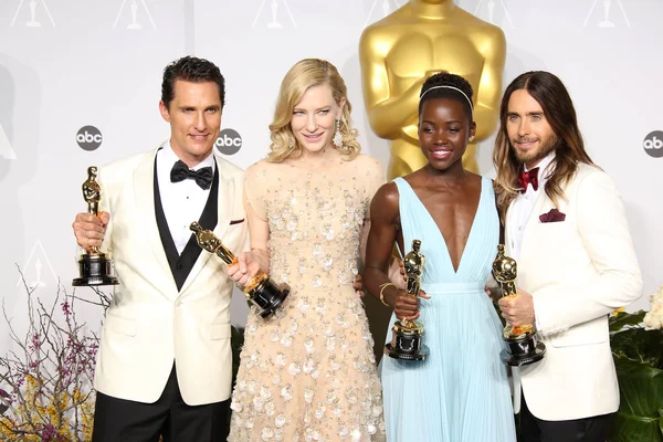 Matthew mcconaughey, cate blanchett, lupita nyong 'o und jared leto — Stockfoto