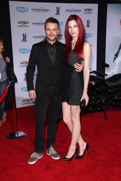 Chris Hardwick and Chloe Dykstra — Stock Photo, Image