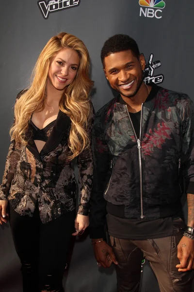 Shakira și Usher — Fotografie, imagine de stoc