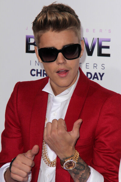 Бибер, Джастин
