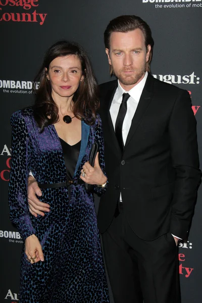 Ewan mcgregor, eve mavrakis — Zdjęcie stockowe