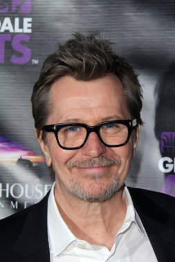 Gary Oldman