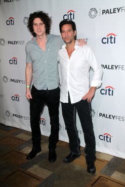 Henry Ian Cusick ve Eli Cusick