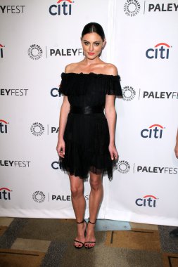 Phoebe Tonkin