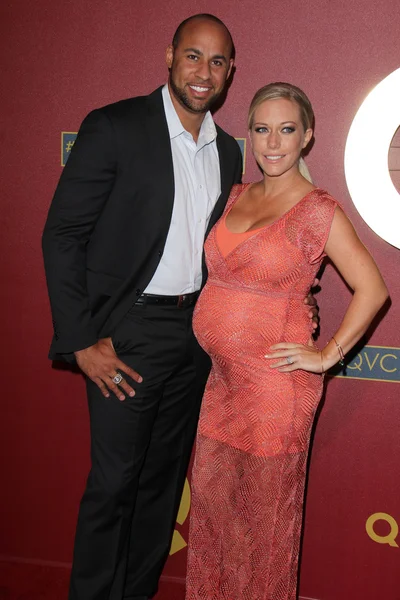 Hank Baskett, Kendra Wilkinson — Photo