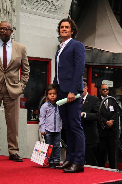 Orlando Bloom e filho Flynn Bloom — Fotografia de Stock