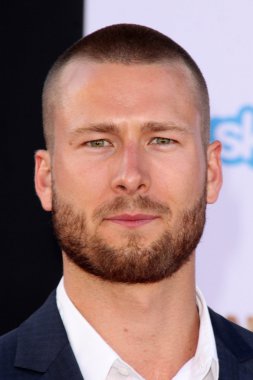Glen Powell