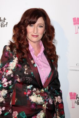 Vicki Lewis