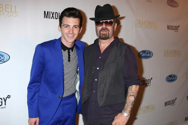 Drake Bell and Dave Stewart — Stock Photo, Image