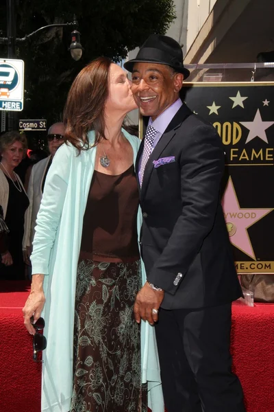 Erin Gray and Giancarlo Esposito — Stock Photo, Image