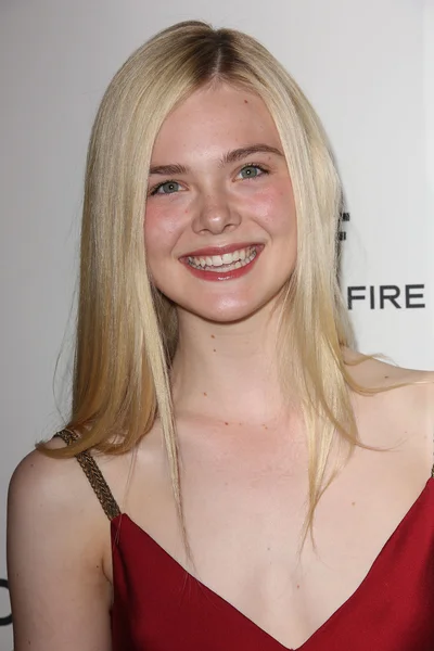 Elle Fanning — Stockfoto