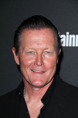 Robert patrickZoe saldano