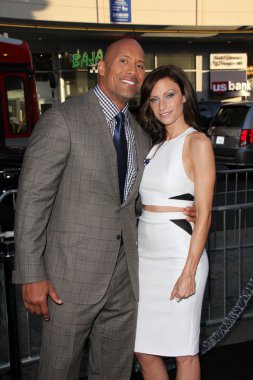 Dwayne johnson ve lauren hashian