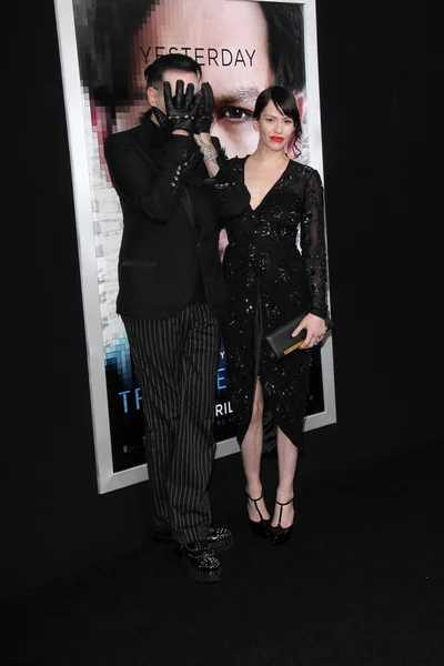 Marilyn Manson and  Lindsay Usich — Stock Photo, Image