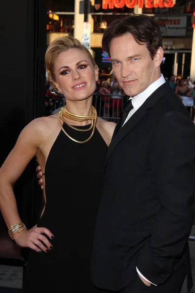 Anna paquin och stephen moyer — Stockfoto