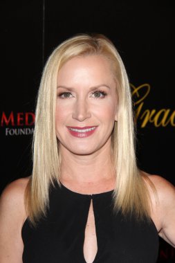 Angela Kinsey