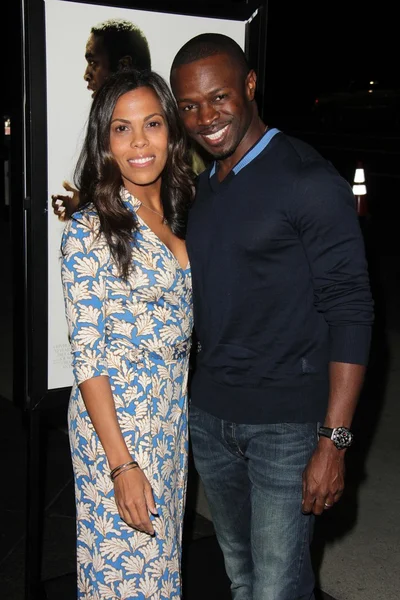 Aonika Laurent, Sean Patrick Thomas — Photo