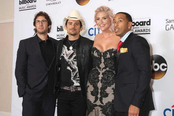 Josh Groban, Brad Paisley, Kesha, Ludacris and Chris Bridges — Stock Photo, Image