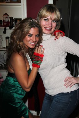 Bridgetta Tomarchio ve Rena Riffel