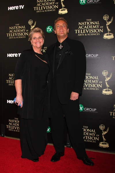 Cindy Fisher and Doug Davidson — Stock Photo, Image