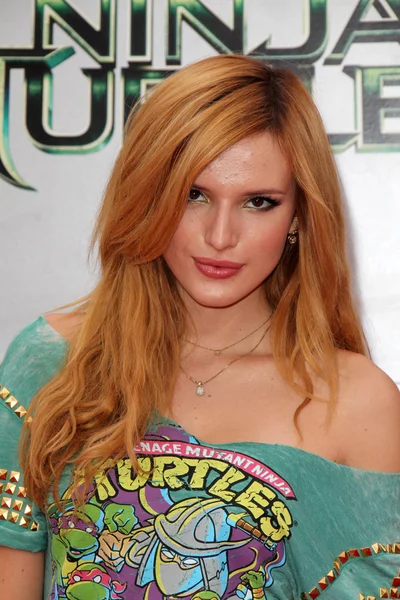 Bella Thorne — Foto Stock