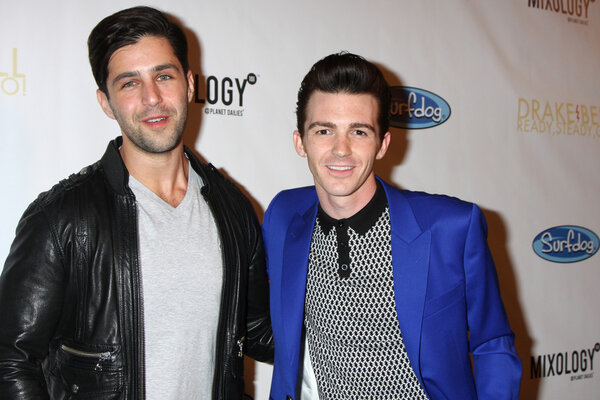 Джош Пек и Дрейк Белл
