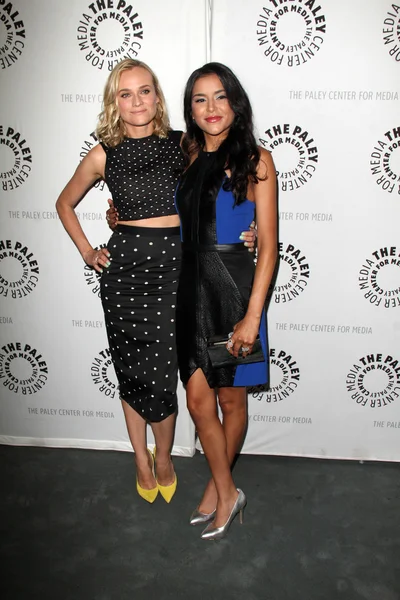 Diane Kruger ed Emily Rios — Foto Stock