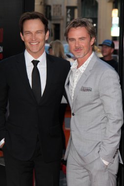 Stephen moyer ve sam trammell
