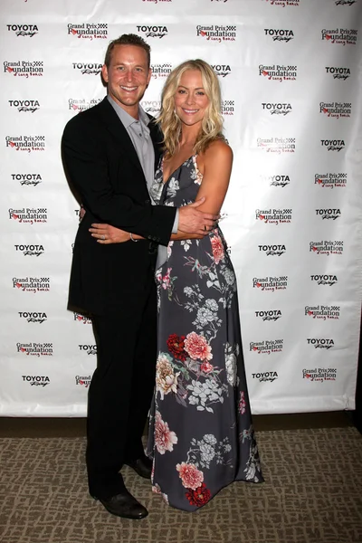 Cole Hauser and Cynthia Daniel — Stock Photo, Image