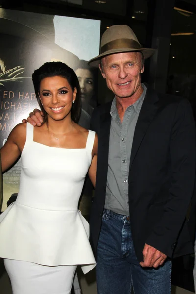 Ed Harris and Eva Longoria — Stock Photo, Image