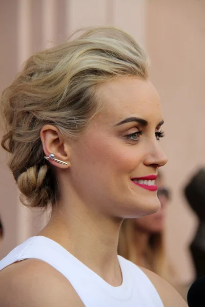 Taylor Schilling Ordförande — Stockfoto