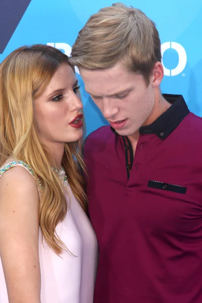 Bella Thorne, Tristan Klier — Foto de Stock