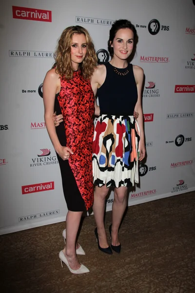Laura Carmichael and Michelle Dockery — Stock Photo, Image
