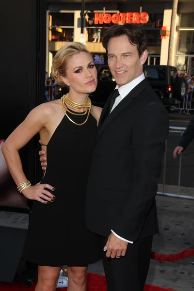 Anna paquin och stephen moyer — Stockfoto