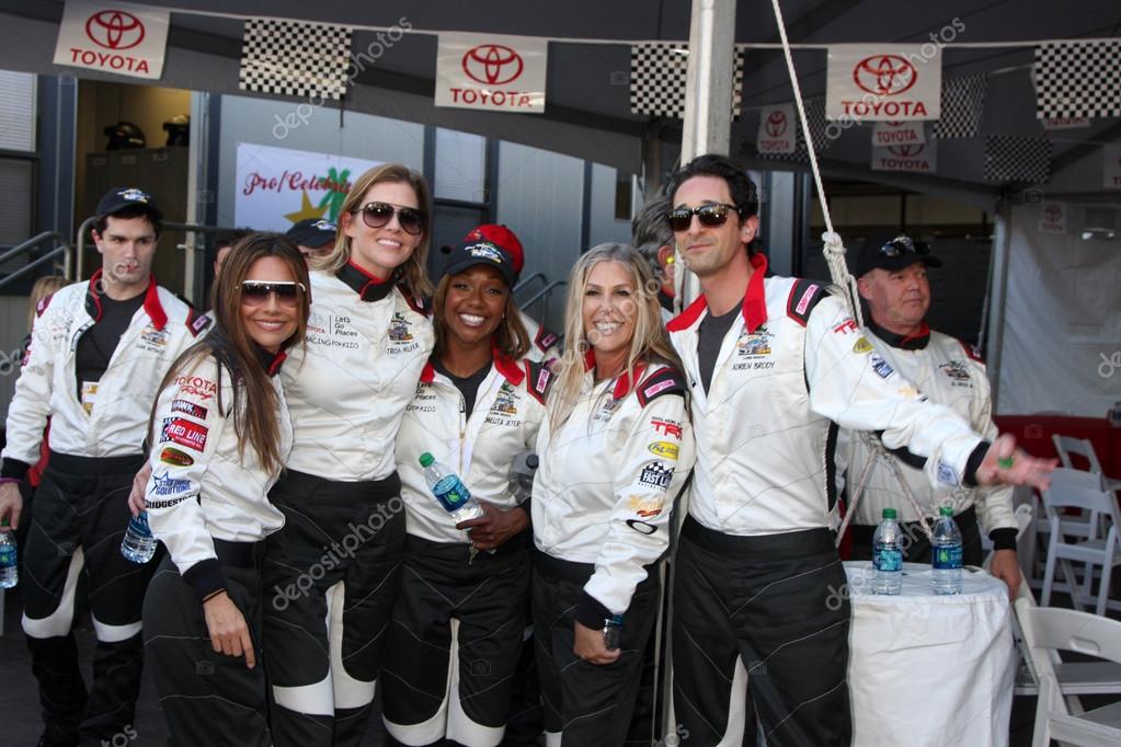 Vanessa Marcil, Tricia Helfer, Carmelita Jeter, Lisa Stanley and Adrien