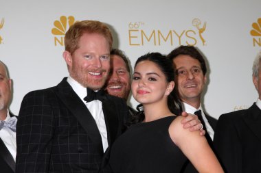 Jesse tyler ferguson ve ariel kış