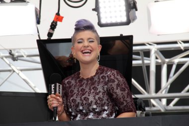 Kelly osbourne