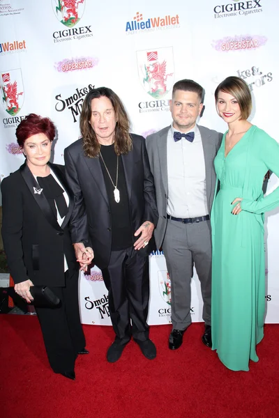 Ozzy Osbourne, Sharon Osbourne, Jack Osbourne y Lisa Stelly — Foto de Stock